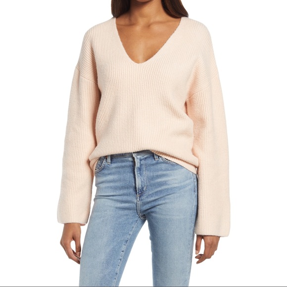 Treasure & Bond Sweaters - NWT TREASURE & BOND V-Neck Rib Stitch Sweater - Pink Hero